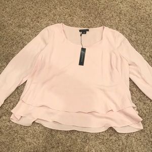 Women’s long sleeved top